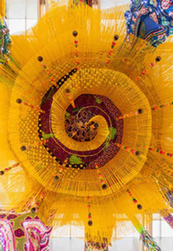 Joana Vasconcelos - Librerie.coop Joana Vasconcelos - Librerie.coop