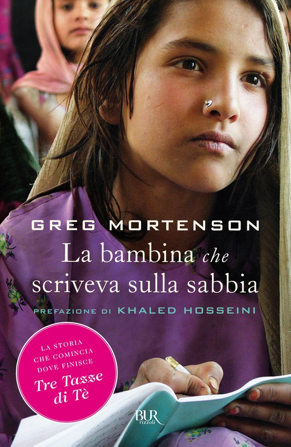 La bambina che scriveva sulla sabbia - Librerie.coop La bambina che scriveva sulla sabbia - Librerie.coop