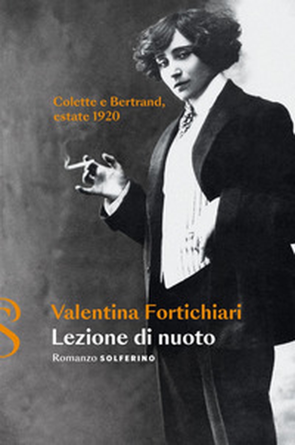 Lezione di nuoto. Colette e Bertrand, estate 1920 - Librerie.coop Lezione di nuoto. Colette e Bertrand, estate 1920 - Librerie.coop