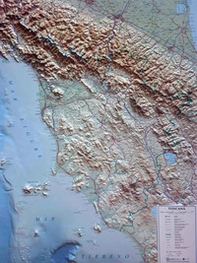 Toscana. Scala 1:350.000 (carta in rilievo con cornice cm 69x90) - Librerie.coop