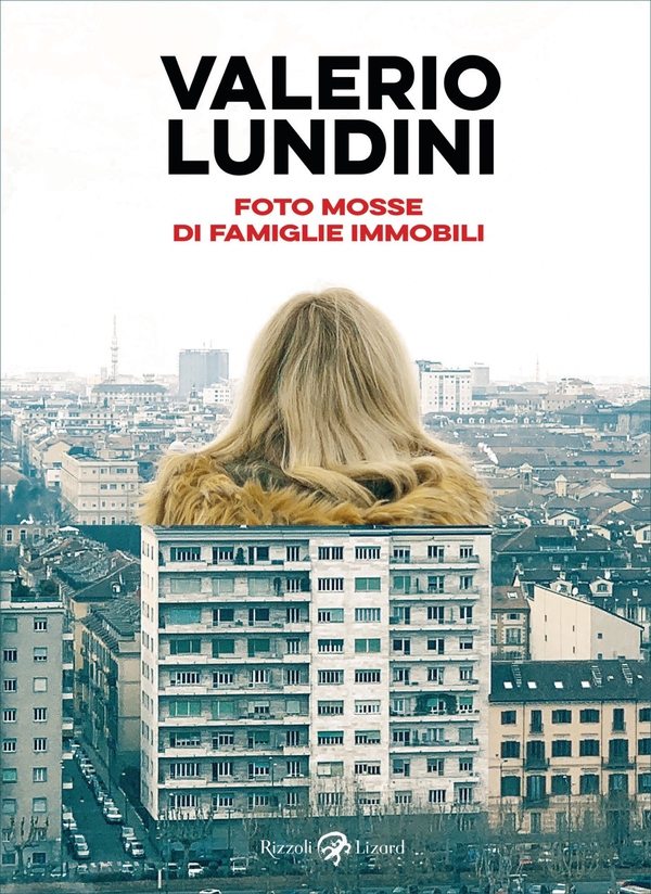 Foto mosse di famiglie immobili - Librerie.coop Foto mosse di famiglie immobili - Librerie.coop