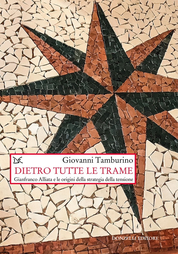 Dietro tutte le trame - Librerie.coop Dietro tutte le trame - Librerie.coop