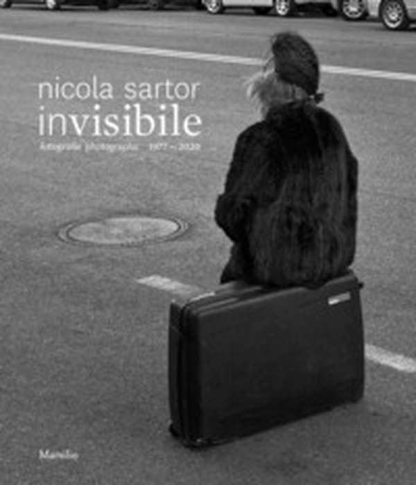 Invisibile. Fotografie 1977-2020 - Librerie.coop Invisibile. Fotografie 1977-2020 - Librerie.coop