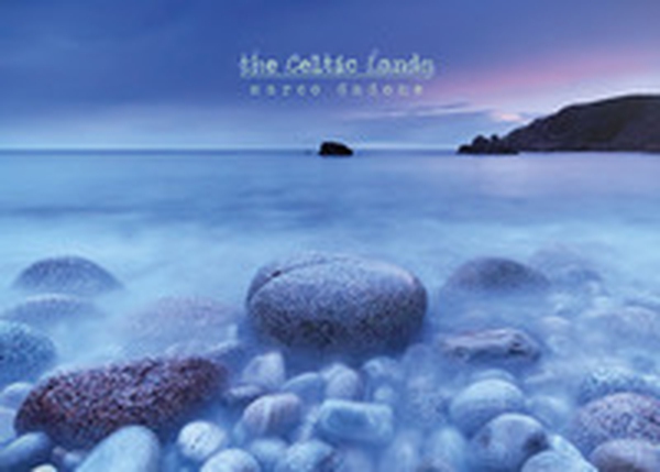 The Celtic Lands. Le luci di Scozia, i segreti d'Irlanda - Librerie.coop The Celtic Lands. Le luci di Scozia, i segreti d'Irlanda - Librerie.coop