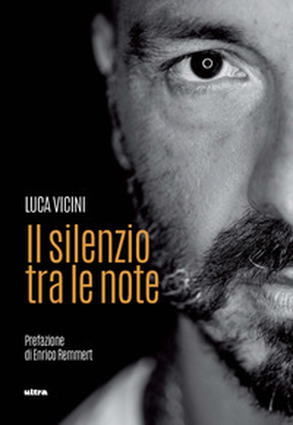 Il silenzio tra le note - Librerie.coop Il silenzio tra le note - Librerie.coop