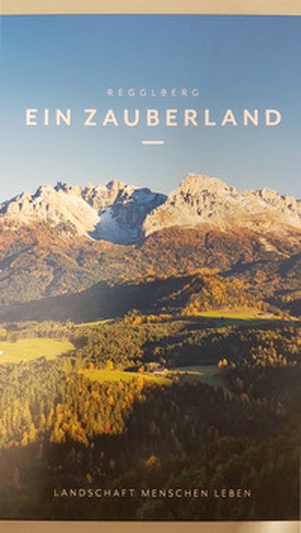 Regglberg. Ein Zauberland. Landschaft, Menschen, Leben - Librerie.coop Regglberg. Ein Zauberland. Landschaft, Menschen, Leben - Librerie.coop