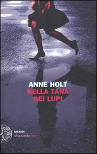 Nella tana dei lupi - Librerie.coop Nella tana dei lupi - Librerie.coop