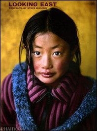 Looking East - Librerie.coop