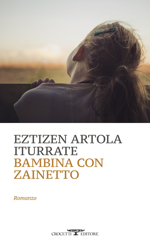 Bambina con zainetto - Librerie.coop