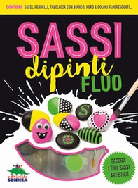 Sassi dipinti fluo - Librerie.coop