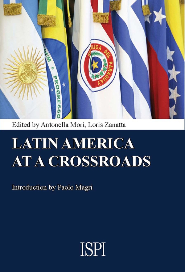 Latin America at a crossroads - Librerie.coop Latin America at a crossroads - Librerie.coop