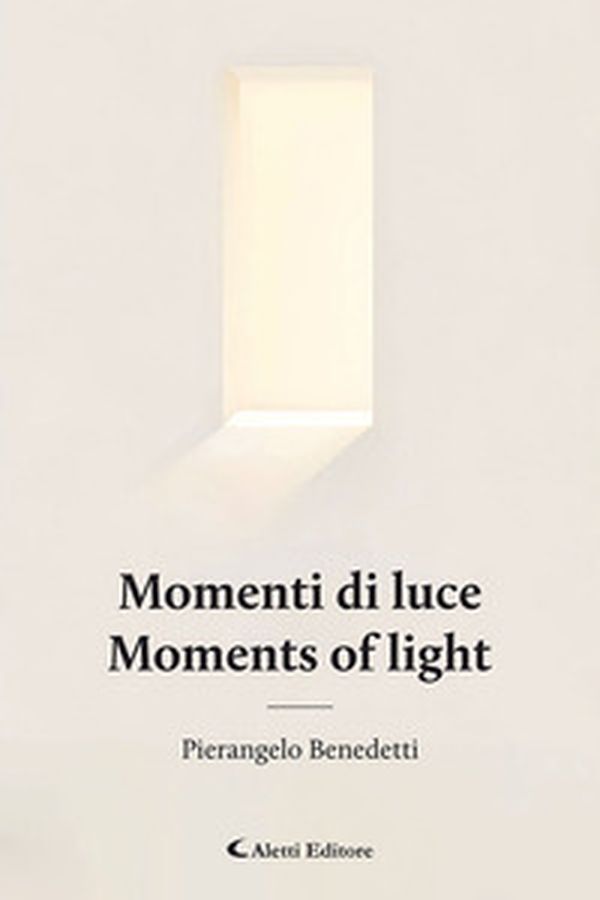 Momenti di luce-Moments of light - Librerie.coop