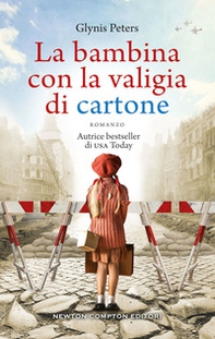 La bambina con la valigia di cartone - Librerie.coop La bambina con la valigia di cartone - Librerie.coop