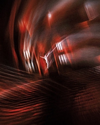 Danzando con la luce. Ediz. italiana e inglese - Librerie.coop