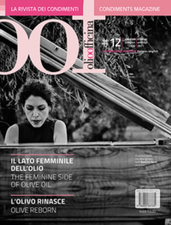 OOF International Magazine - Librerie.coop OOF International Magazine - Librerie.coop