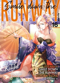 Smile down the runway - Vol. 16 - Librerie.coop