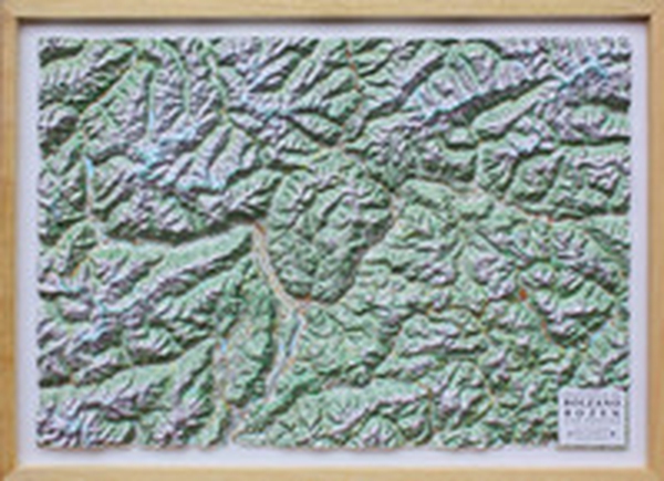 Bolzano 1:200.000 (carta in rilievo provinciale con cornice) - Librerie.coop Bolzano 1:200.000 (carta in rilievo provinciale con cornice) - Librerie.coop