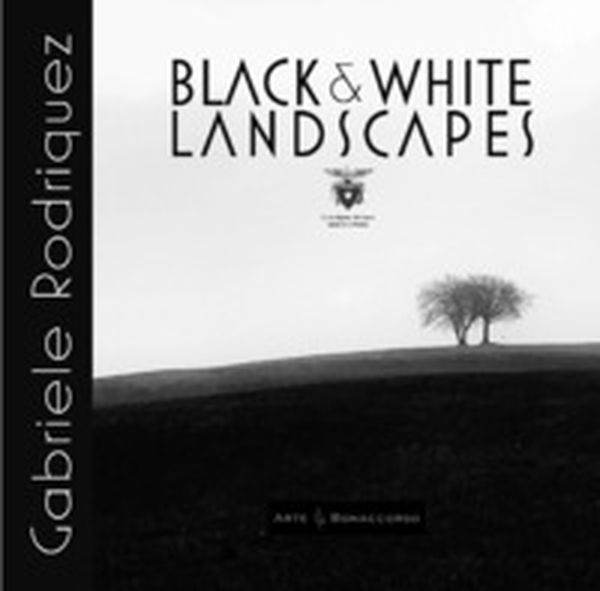 Black & white landscapes - Librerie.coop Black & white landscapes - Librerie.coop