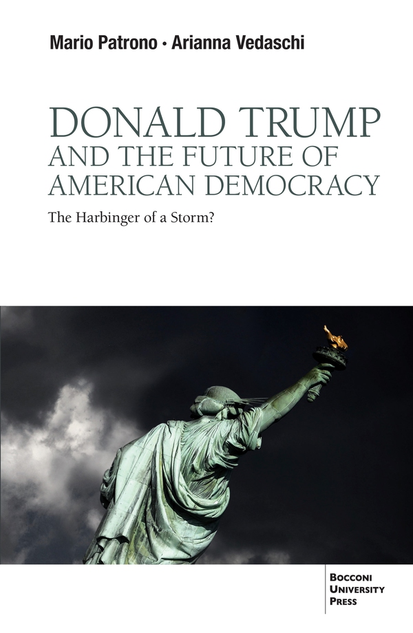 Donald Trump And The Future Of American Democracy - Librerie.coop Donald Trump And The Future Of American Democracy - Librerie.coop