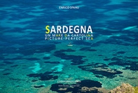 Sardegna. Un mare da cartolina. Ediz. italiana e inglese - Librerie.coop