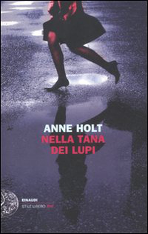 Nella tana dei lupi - Librerie.coop Nella tana dei lupi - Librerie.coop