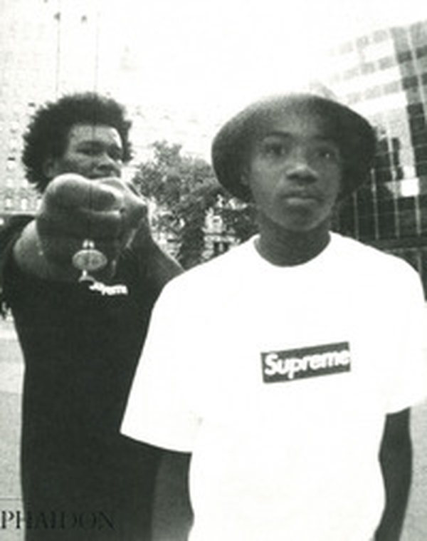 Supreme - Librerie.coop Supreme - Librerie.coop