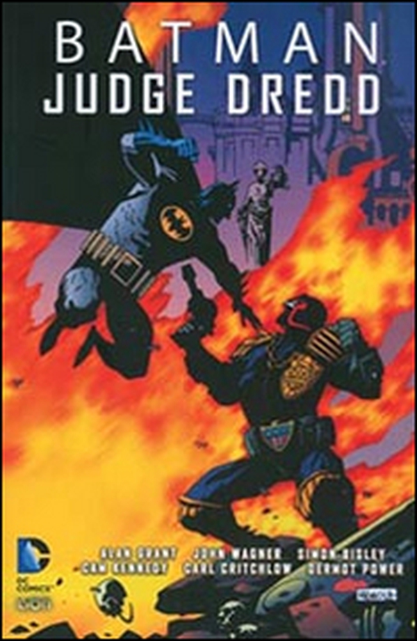 Batman Judge Dredd - Librerie.coop Batman Judge Dredd - Librerie.coop