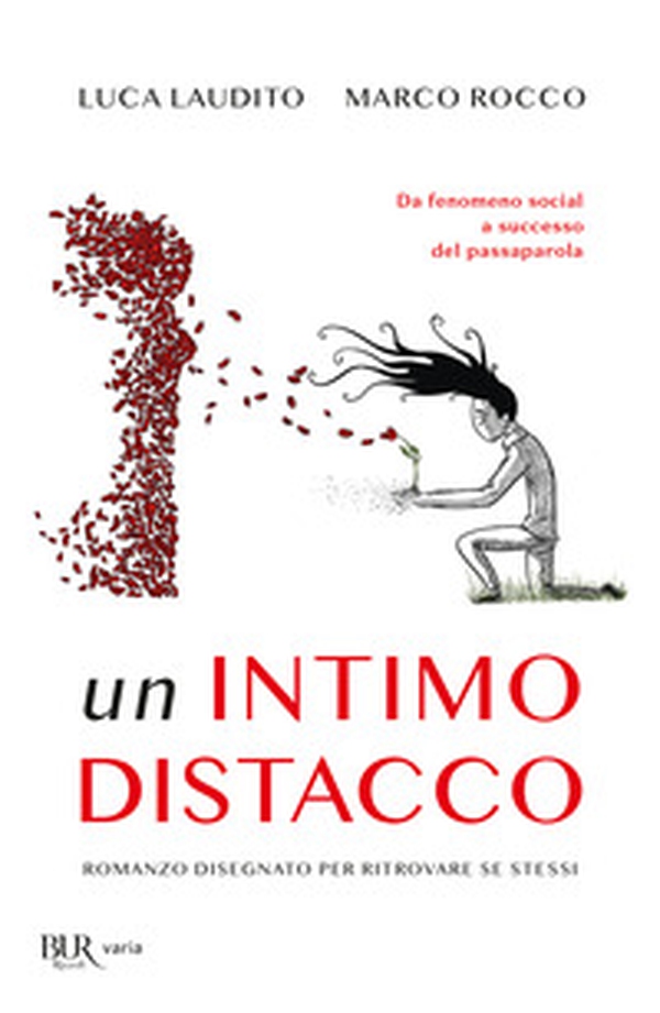 Un intimo distacco - Librerie.coop Un intimo distacco - Librerie.coop