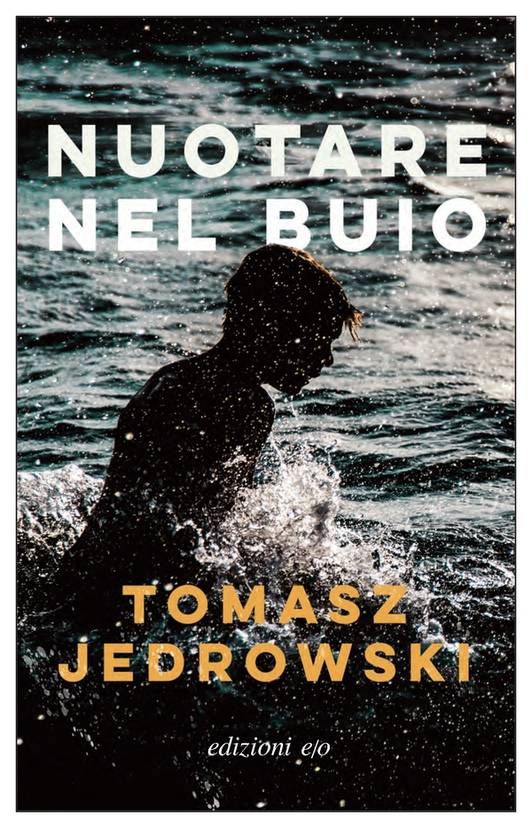 Nuotare nel buio - Librerie.coop Nuotare nel buio - Librerie.coop