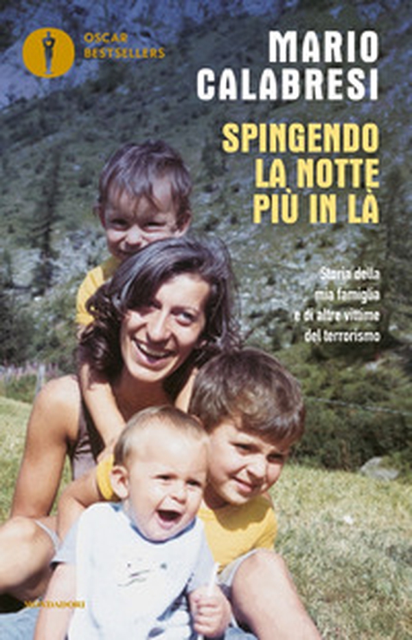 Spingendo la notte più in là. Storia della mia famiglia e di altre vittime del terrorismo - Librerie.coop Spingendo la notte più in là. Storia della mia famiglia e di altre vittime del terrorismo - Librerie.coop