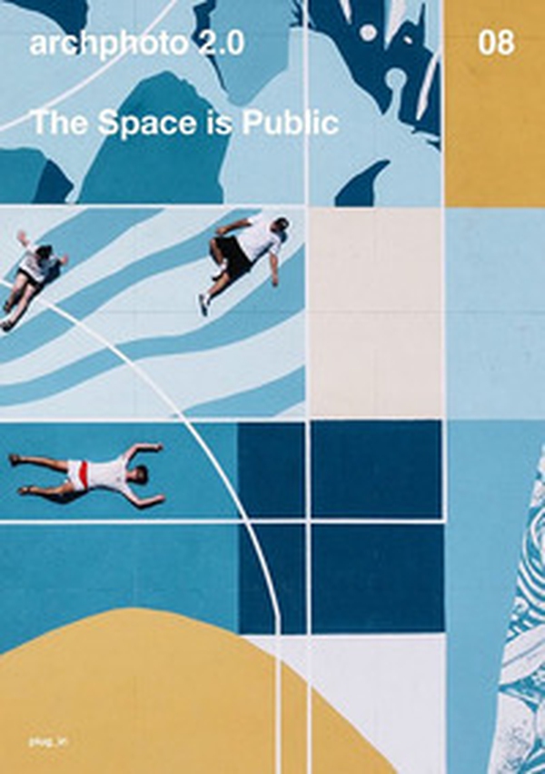 The space is public. Ediz. multilingue - Librerie.coop The space is public. Ediz. multilingue - Librerie.coop