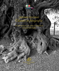 Ortensio Zecchino. Classici in fotografia. «De Arte Venandi cum avibus» di Federico II e «Le Georgiche» di Virgilio - Librerie.coop Ortensio Zecchino. Classici in fotografia. «De Arte Venandi cum avibus» di Federico II e «Le Georgiche» di Virgilio - Librerie.coop