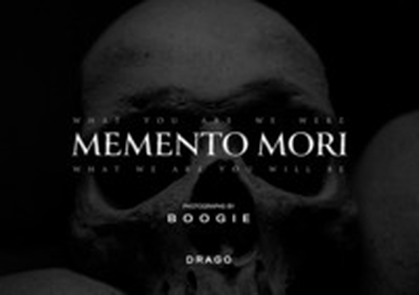 Memento mori. Ediz. italiana e inglese - Librerie.coop Memento mori. Ediz. italiana e inglese - Librerie.coop