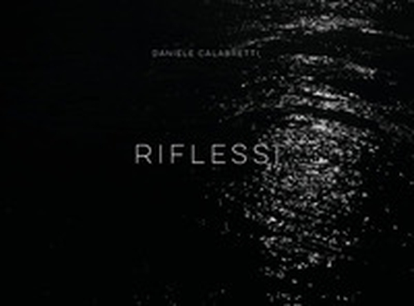 Riflessi - Librerie.coop Riflessi - Librerie.coop